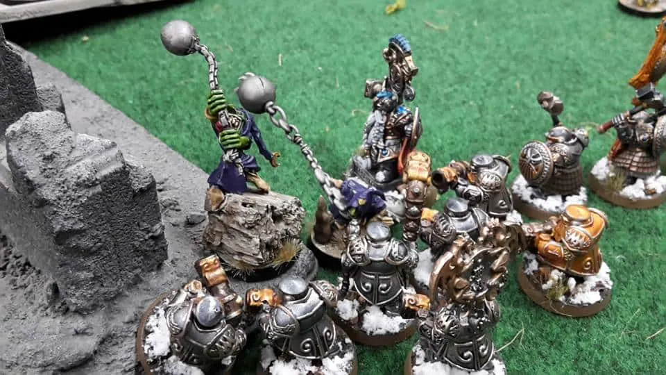 Fanatic killing Dwarfes