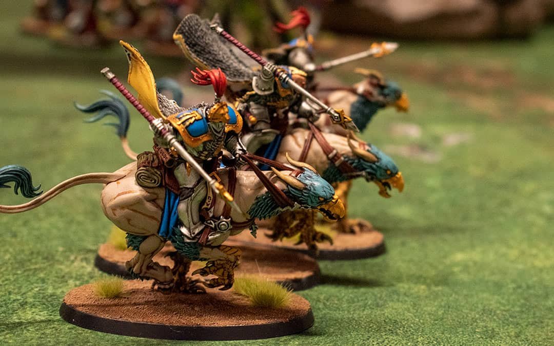 Stormcast eternals on gryph