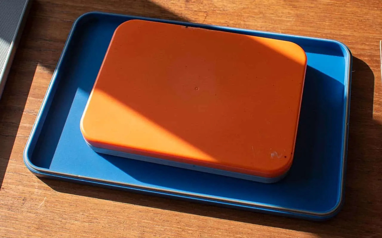 The small version of the everlasting wet palette inside the big xl studio version of it