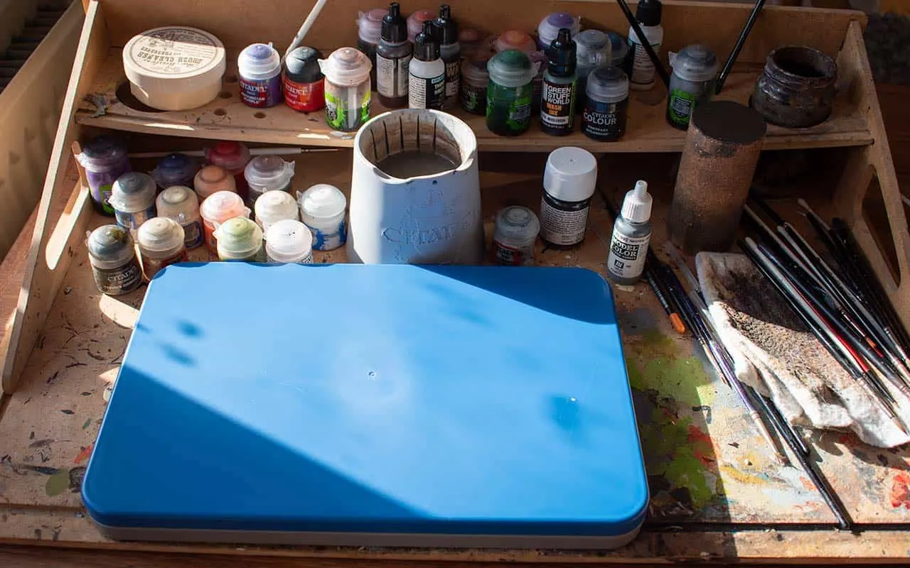 The big blue version of the everlasting wet palette from redgrass games