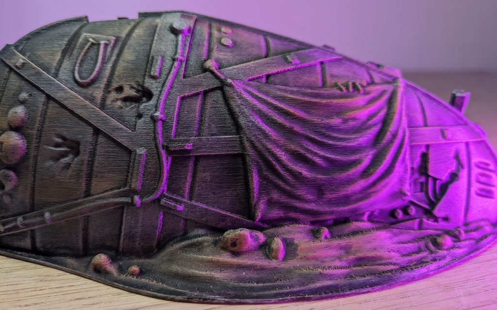 Bunker from Imperial Terrain at 0.08 layer height presets. This has been sprayed black, dry brushed and had a few dabs of paint on it. You can clearly see the layer lines from the drybrush, but the camera highlights it even more. 0.08 is not perfect, but it seems to be the sweet spot between quality and time used for printing.