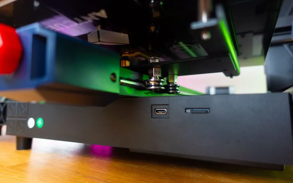 Steel wheels are a welcome addition on the Anycubic Kobra 2